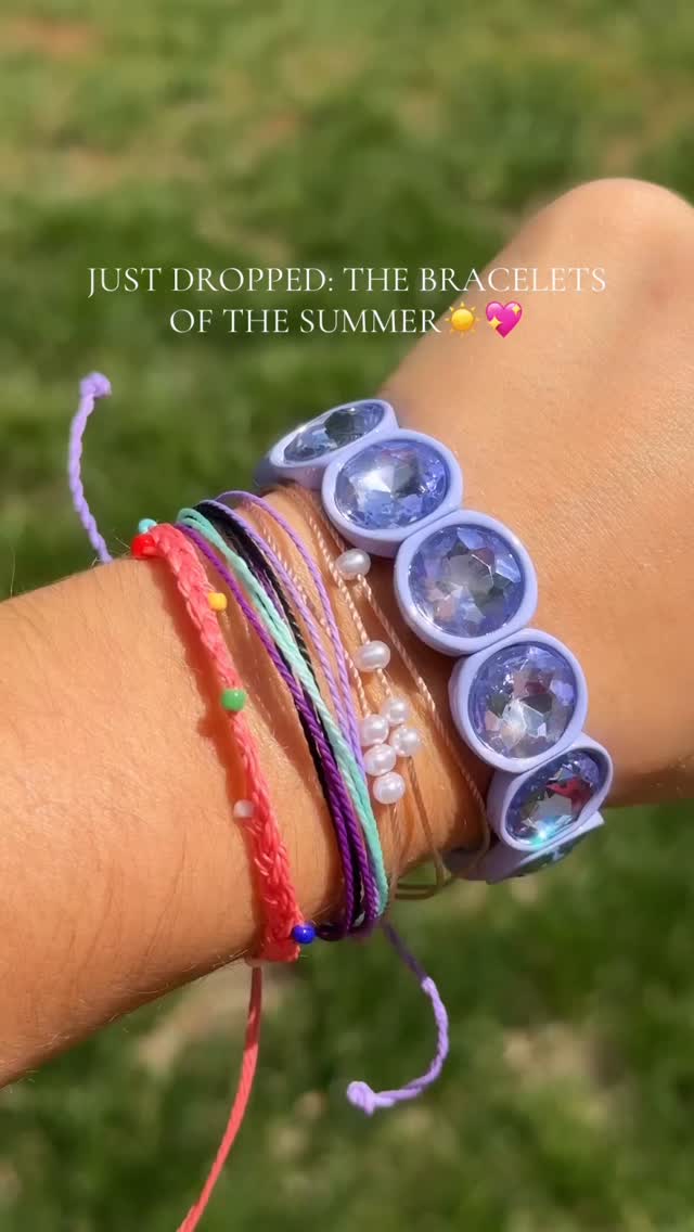 The bracelets of the summer just dropped ☀️✨

Meet the NEW Dazzle Bracelets + Braided Thread Bracelet Sets 💛🩵💜
Fun, colorful, stackable, and PERFECT for all your summer outfits 🌴

Wear one or stack a few for the cutest summer arm candy 😍
Just $25 each!

Comment SUMMER for more info! ✨👇
#getlinked #summervibes☀️