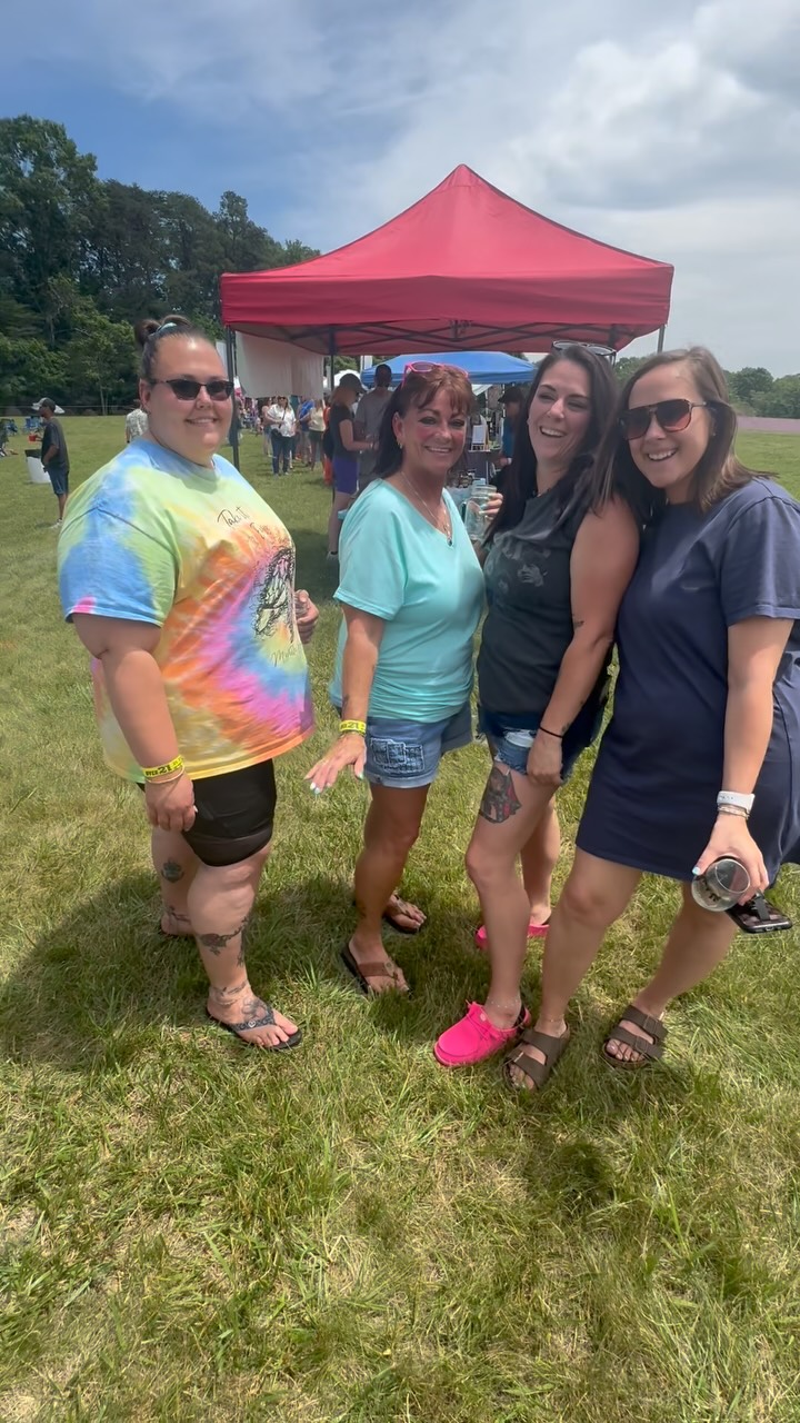 ✨ New obsession unlocked ✨

There’s just something about permanent jewelry… the sparkle, the memories, and the fun of getting linked with your favorite people! 💛

These ladies stopped by at the wine festival this weekend and officially joined the Permanent Jewelry Club! 🍷✨

Thinking about getting linked? Whether it’s for friendship, family, a milestone, or just because you deserve a little sparkle, I’d love to help!

✨ Comment LINKED below or send me a message for details on appointments, pop-ups, or private parties! #permanentjewelrybusiness #permanentjewelry #getlinked