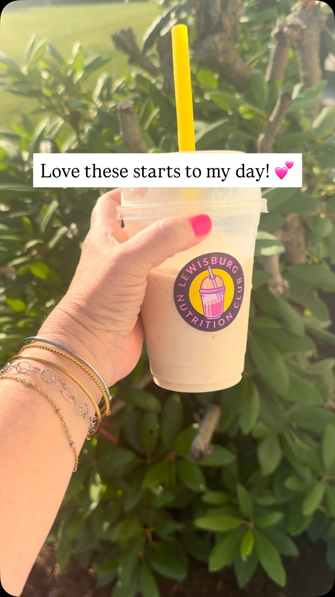 Yes, I love my jewelry! Yes, I love the day is sunny! Yes, I love supporting my local businesses and getting my day started with the perfect smoothie!! #permanentjewelrybusiness #getlinked #womeninbusiness